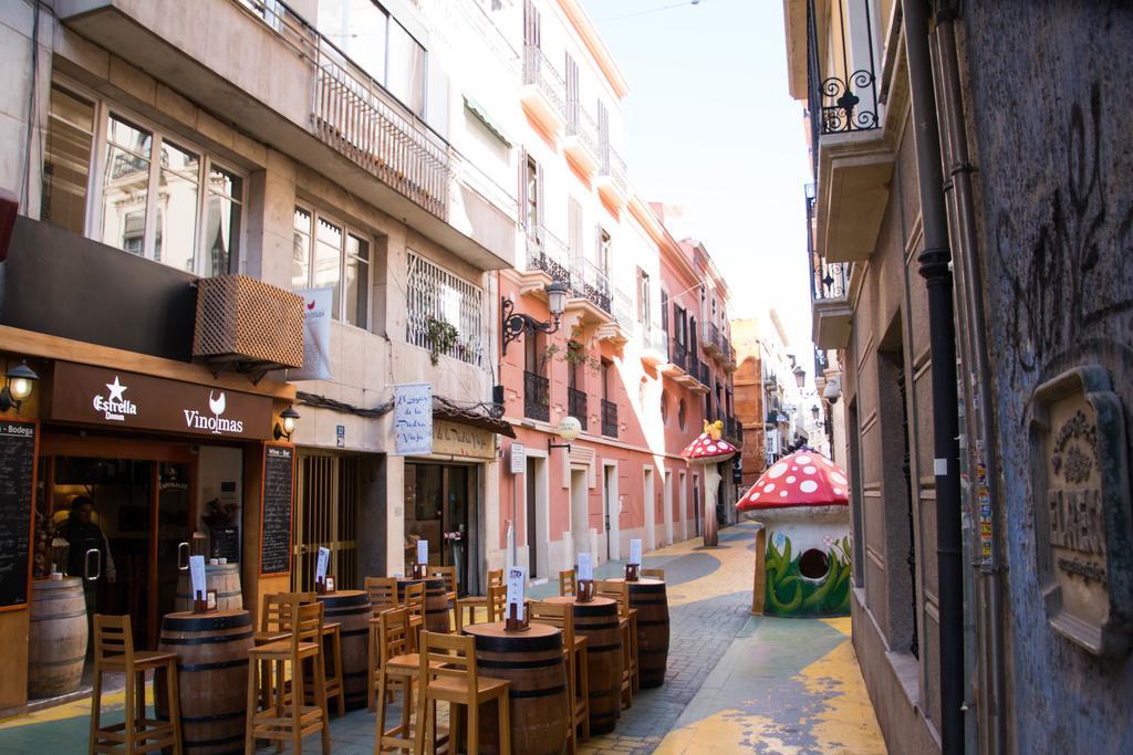 Beach & Urban Attic Alicante Phòng bức ảnh
